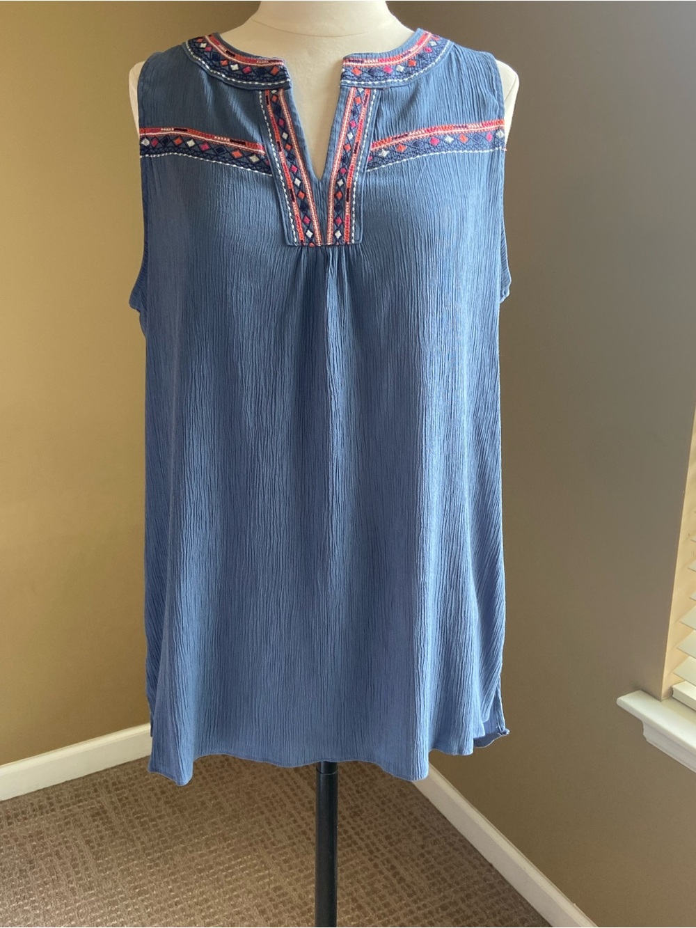 Kelly Renee Sleeveless Blue Embroidered‎ Yoke Women's Top- L/XL, Summer